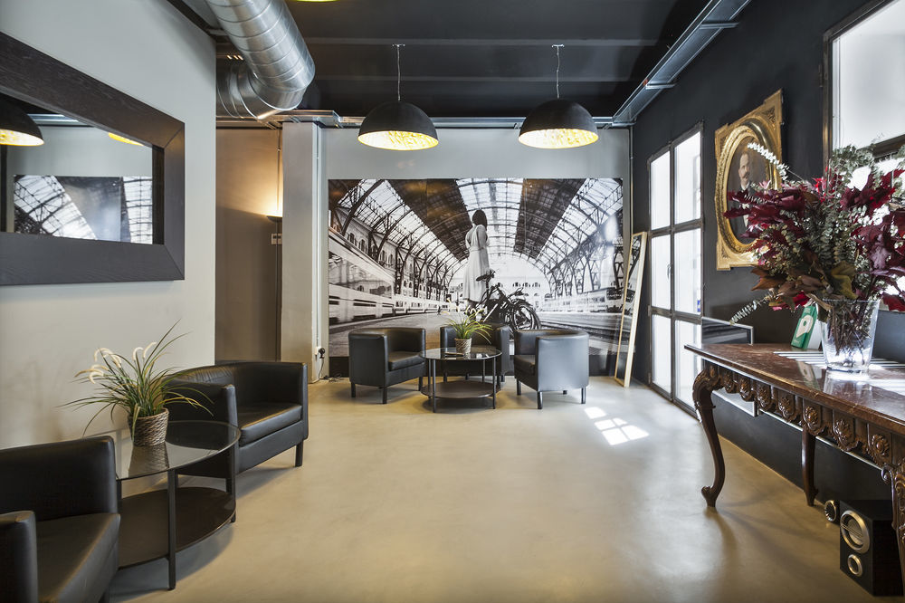 Dingdong Fira Apartments Barcelona Luaran gambar