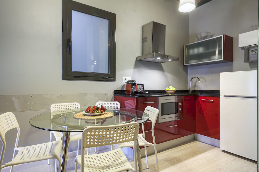 Dingdong Fira Apartments Barcelona Luaran gambar