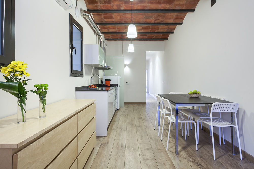 Dingdong Fira Apartments Barcelona Luaran gambar